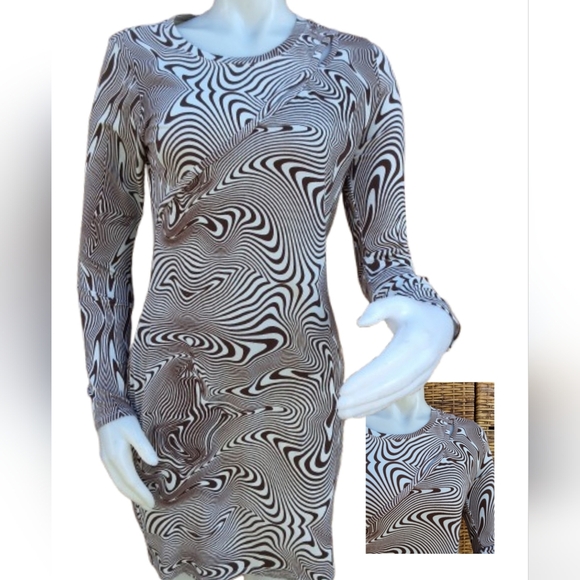 wild fable Dresses & Skirts - Wild Fable Swirl Optical Illusion Bodycom Dress M NEW